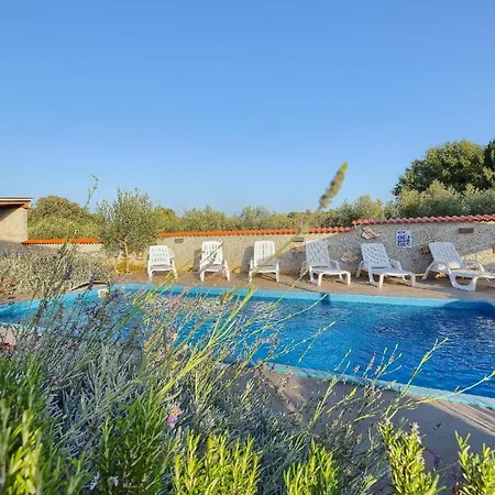 Holiday home Mit Privatpool Fuer 6 Personen Ca 80 Qm In Liznjan, Istrien Suedkueste Von Istrien Liznjan