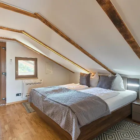 Dom wakacyjny Mit Privatpool Fuer 6 Personen Ca 80 Qm In Liznjan, Istrien Suedkueste Von Istrien Ližnjan